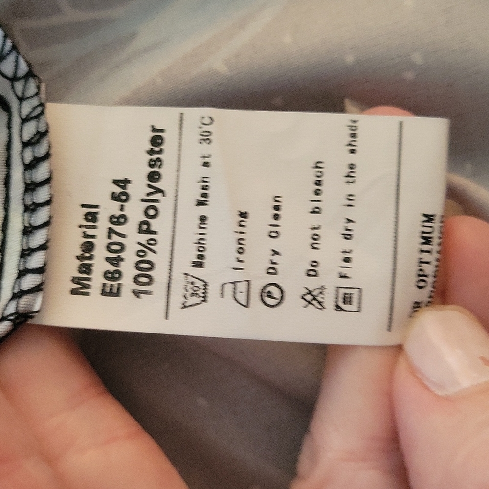 🌺3 for $10 Galaxy Blouse - Picture 5 of 6